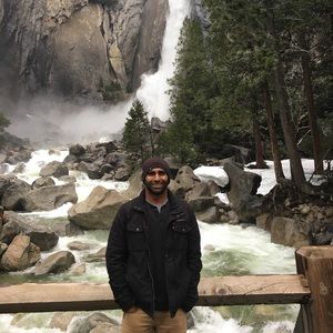 Meet your Posher, Eli